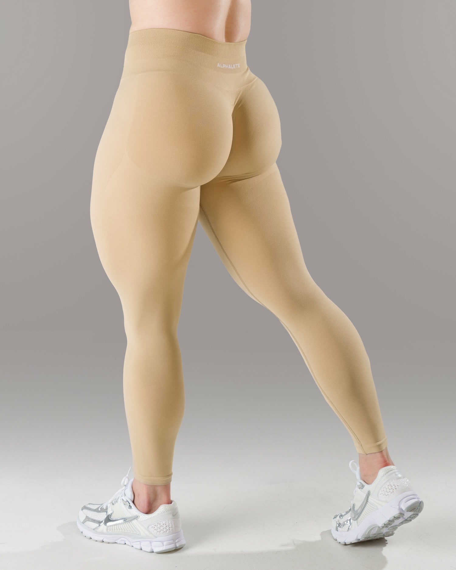 Pump Mid Rise Legging - Sahara w/ Logo | Alphalete