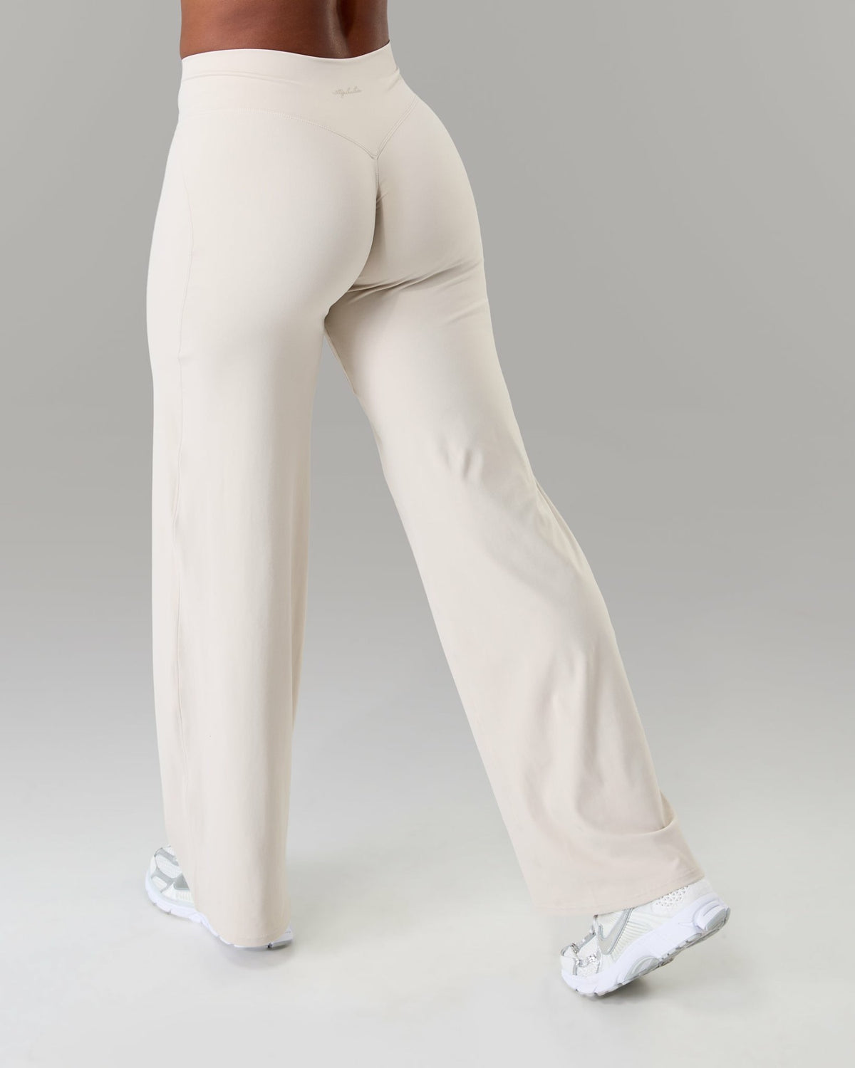 Aura Wide Leg Pant Long - Wheat | Alphalete