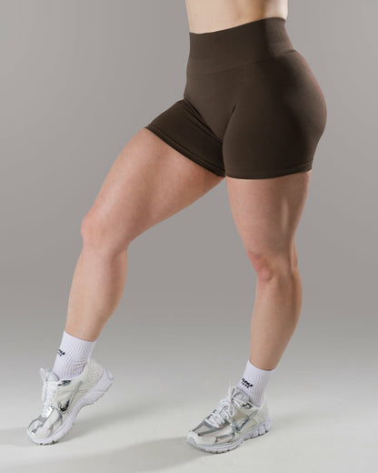 Pump Mid Rise Short - Espresso - Workout Clothes For Women | Alphalete