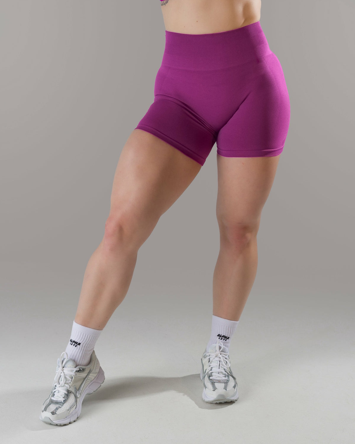 Pump Mid Rise Short - Acai Berry | Alphalete