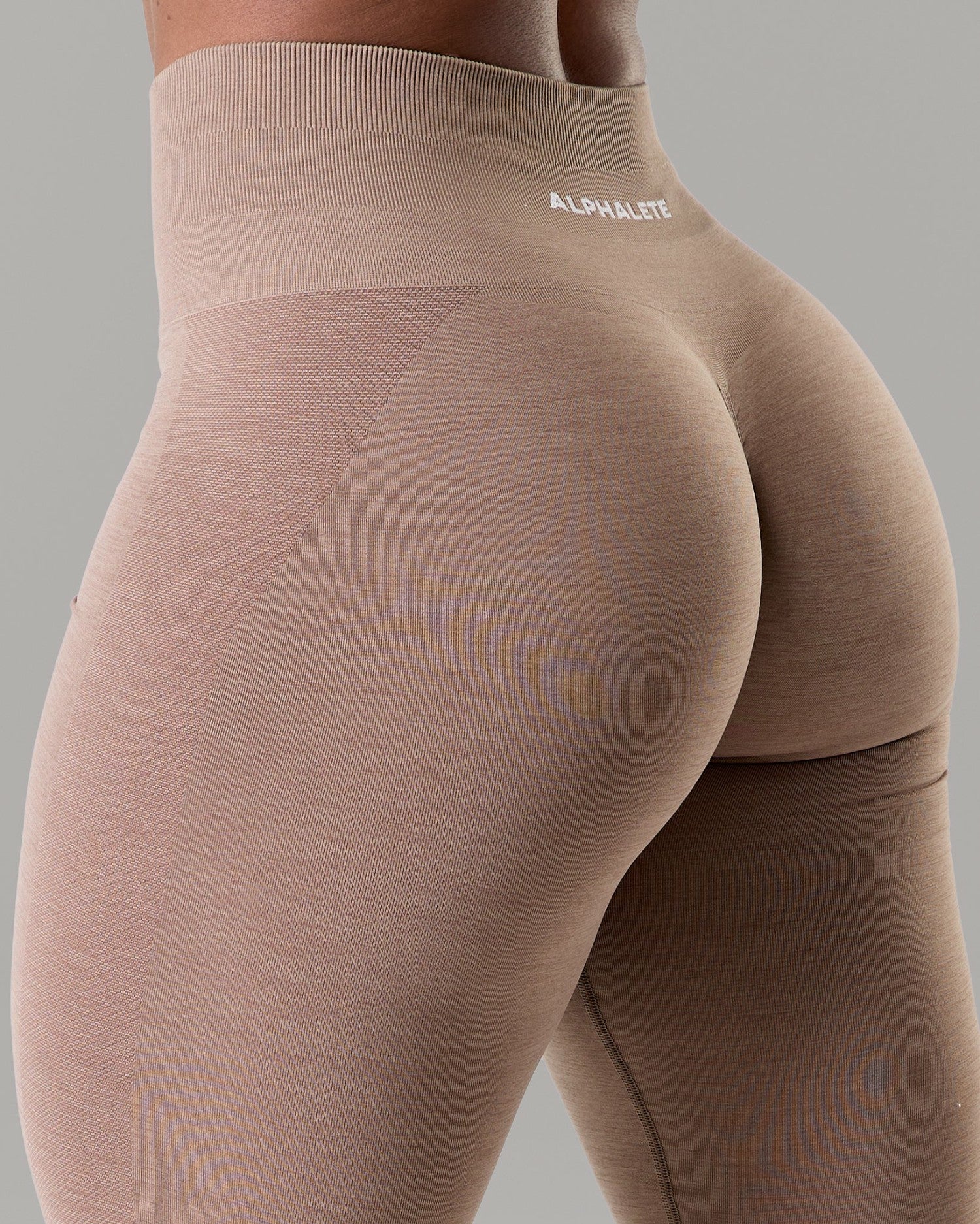 Amplify Ultra-High Rise Legging - Mocha | Alphalete