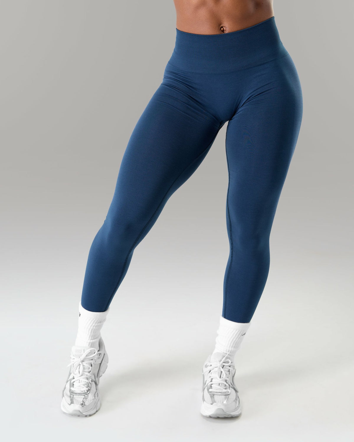Amplify Mid Rise Legging - Anchor | Alphalete