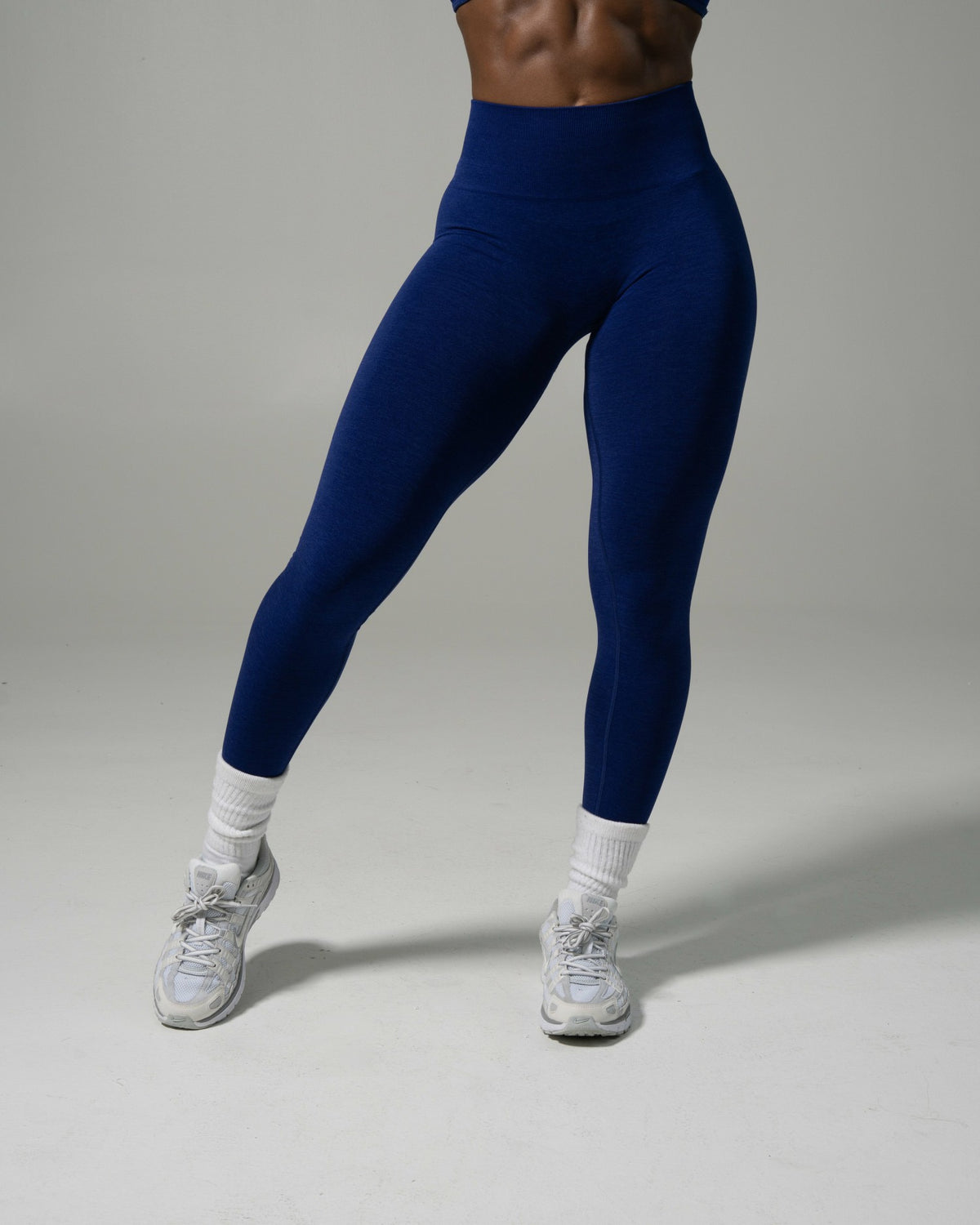 Pump Mid Rise Legging - Indigo | Alphalete