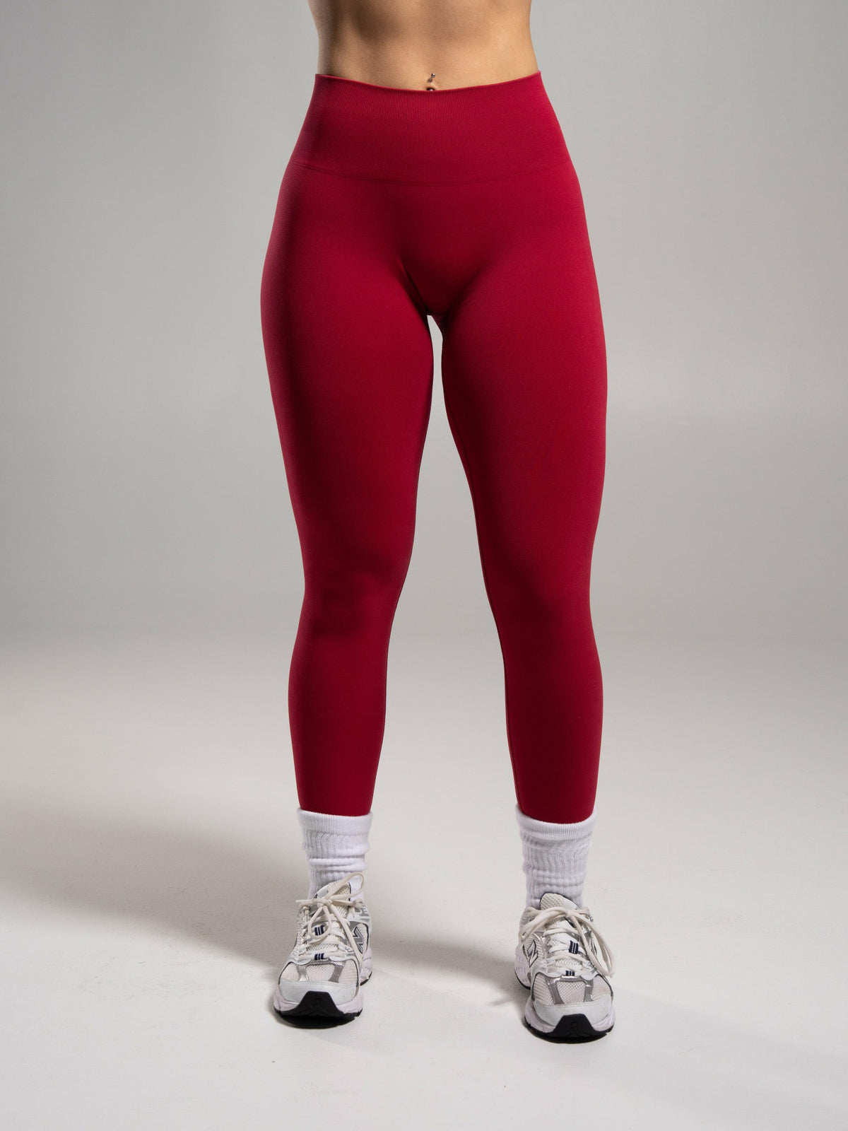 Pump Mid Rise Legging - Scarlet | Alphalete