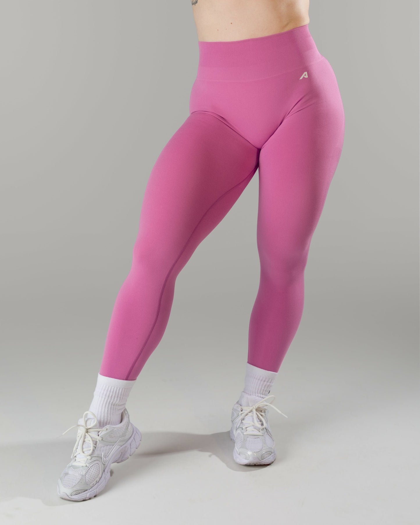 Pump Mid Rise Legging - Orchid w/ Logo | Alphalete