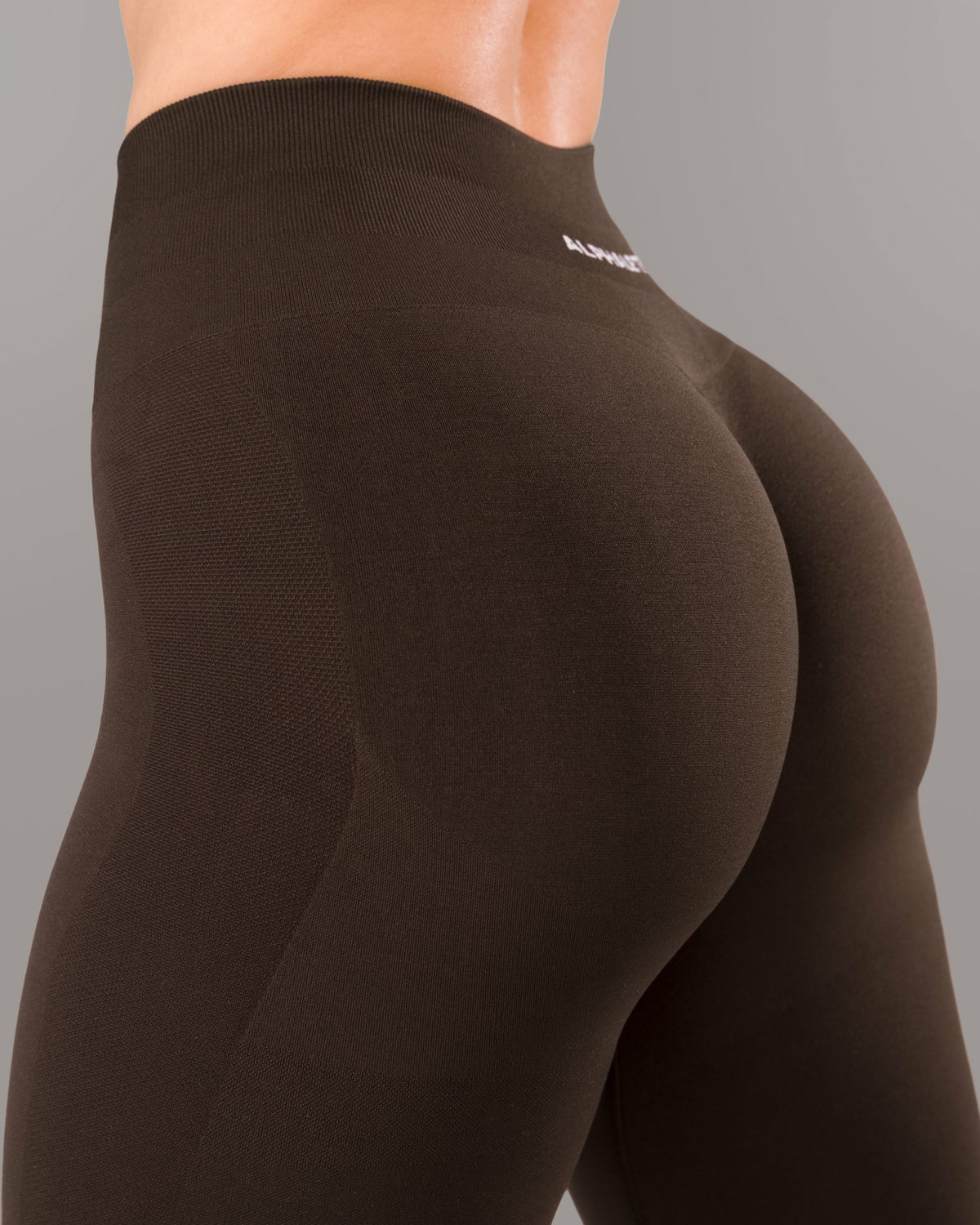 Pump Mid Rise Legging - Espresso | Alphalete