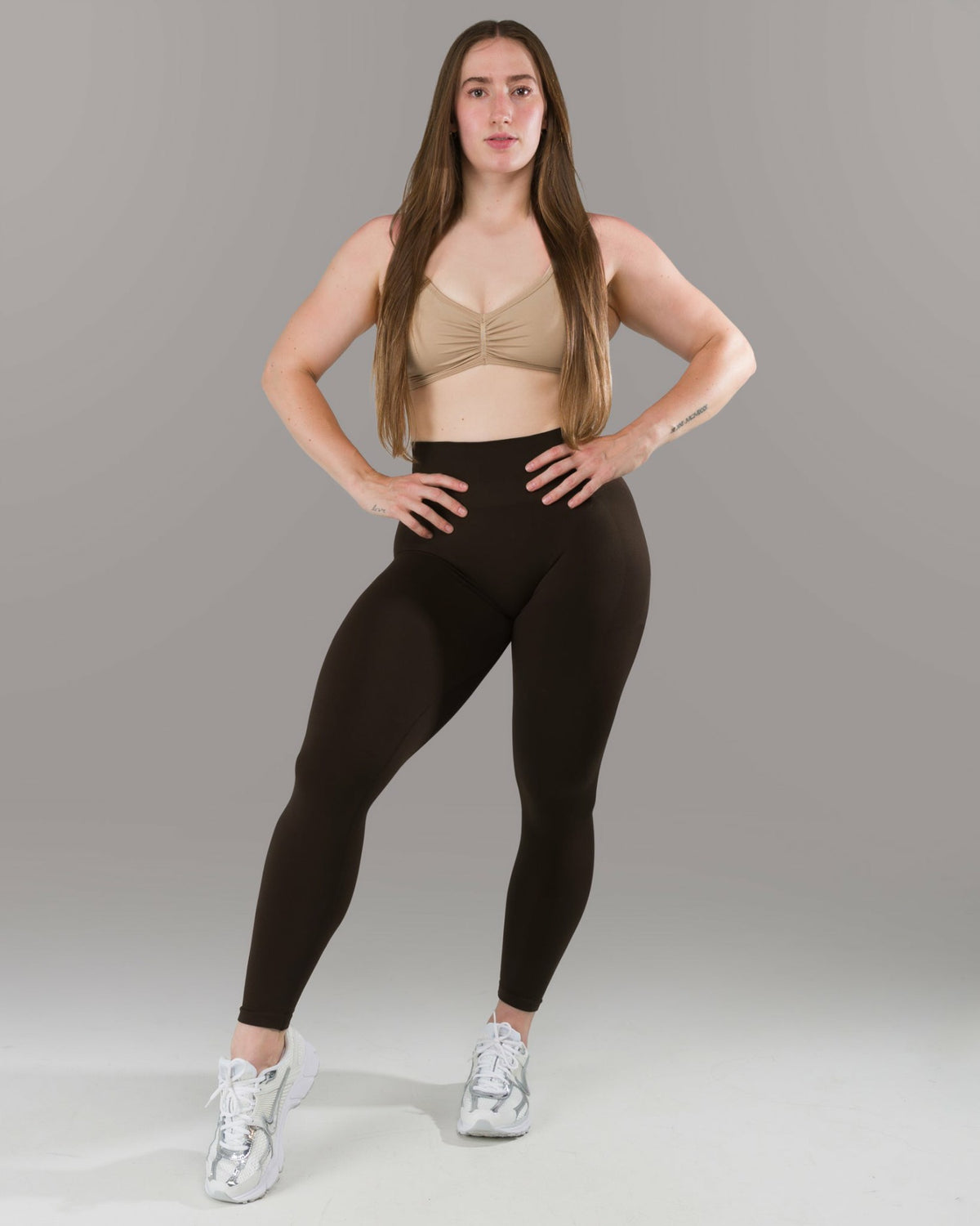 Pump Mid Rise Legging - Espresso | Alphalete